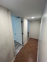 2210 Shamrock Dr in Decatur, GA - Foto de edificio - Building Photo