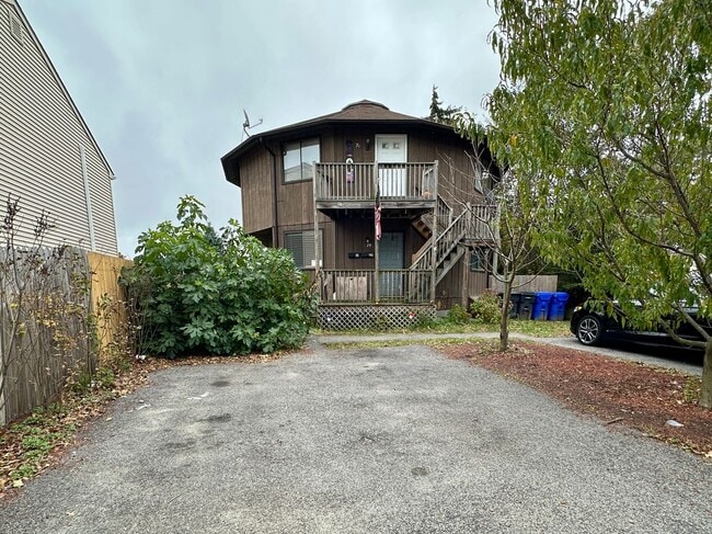 property at 29 Irving Ave