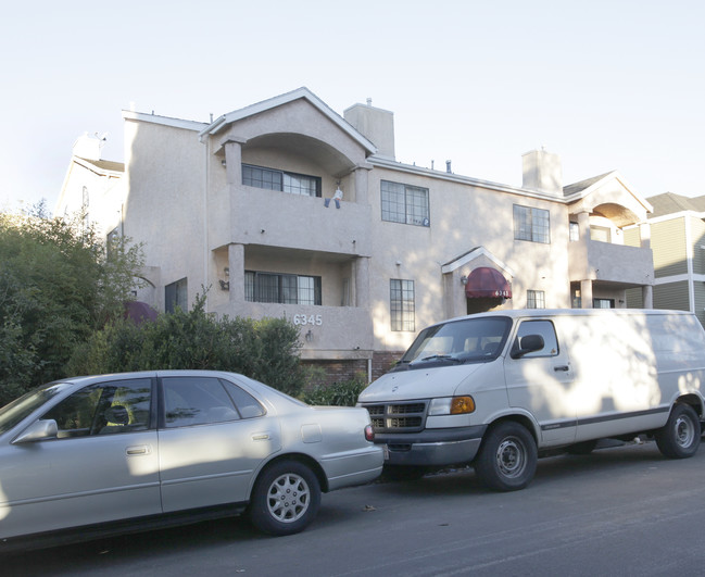 6345 Denny Ave in North Hollywood, CA - Building Photo - Building Photo