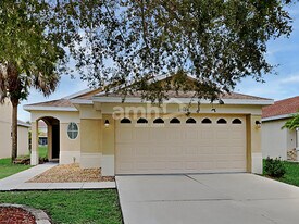 10126 41st Ct E in Parrish, FL - Building Photo