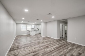 14518 Woodforest in Houston, TX - Building Photo - Building Photo