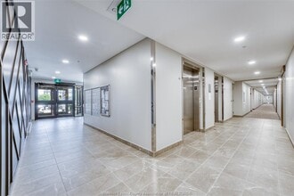 4578 Huron Church Line Rd in Lasalle, ON - Building Photo - Building Photo