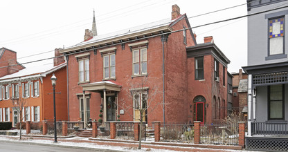 934 Western Ave in Pittsburgh, PA - Building Photo - Building Photo