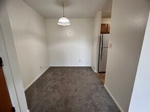 1819 University Dr in Cedar Falls, IA - Building Photo - Building Photo