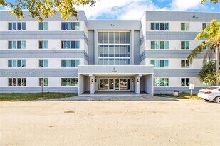 14850 Naranja Lakes Blvd in Homestead, FL - Building Photo