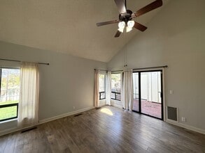 21 Alameda Park Cir in Chico, CA - Building Photo - Building Photo