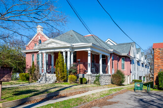 2118 Fairfax Ave in Nashville, TN - Building Photo - Primary Photo