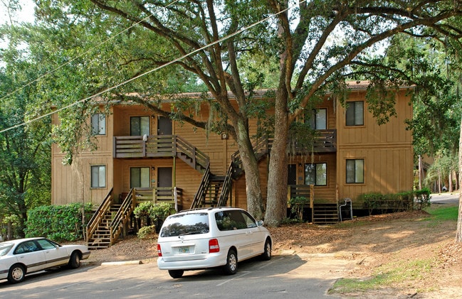 2665 N Point Ct in Tallahassee, FL - Building Photo - Building Photo