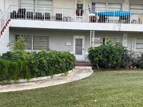 4802 N Flagler Dr in West Palm Beach, FL - Building Photo - Building Photo