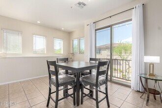 42424 N Gavilan Peak Pkwy in Anthem, AZ - Building Photo - Building Photo