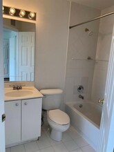 5737 NW 114th Path in Doral, FL - Building Photo - Building Photo