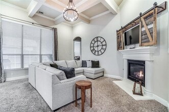 401 Sarah Cir in Roanoke, TX - Building Photo - Building Photo