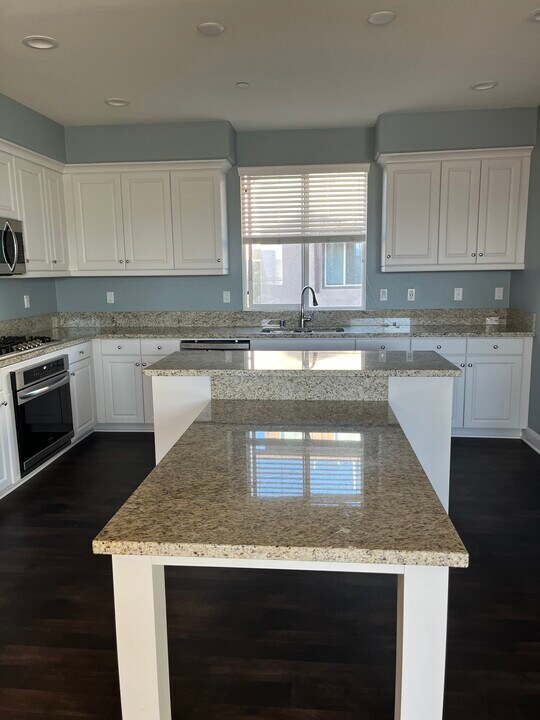 7363 Luminaire Pl in Rancho Cucamonga, CA - Building Photo