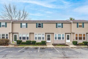 7695 Barkwood Dr, Unit 7695 in Worthington, OH - Building Photo