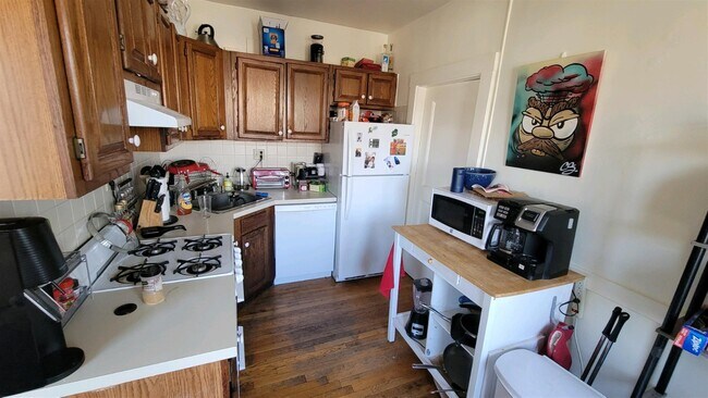 34 College Ave, Unit 41 in Somerville, MA - Building Photo - Building Photo