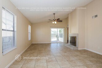 19821 N 47th Ln in Glendale, AZ - Foto de edificio - Building Photo