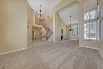 29 Crown Valley Dr in Henderson, NV - Building Photo - Building Photo