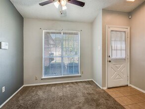 1404 Legget St in Arlington, TX - Building Photo - Building Photo