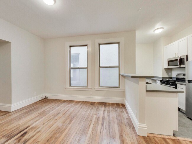 property at 1115 Polk St