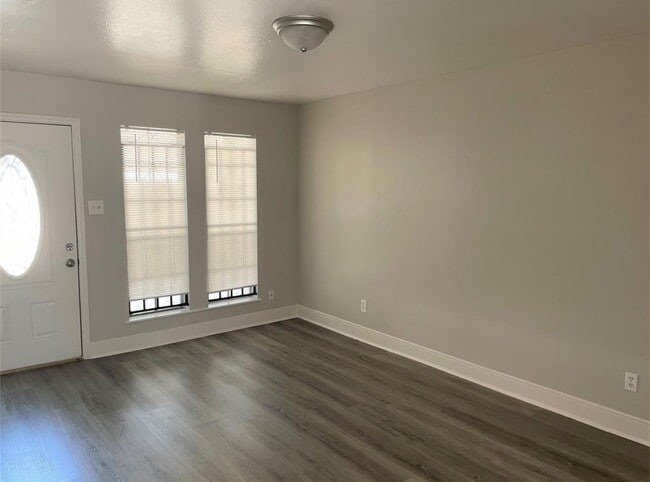 property at 9834 Denning Dr