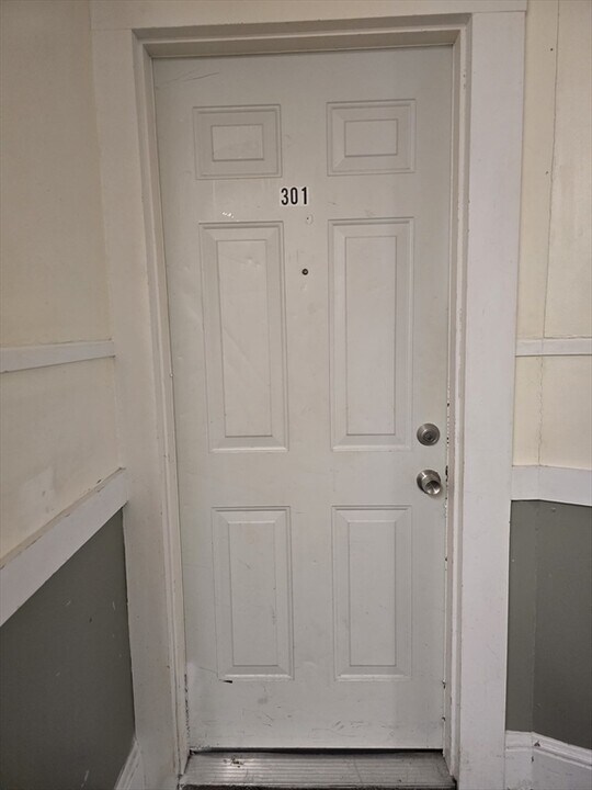 604 Essex St in Lynn, MA - Foto de edificio