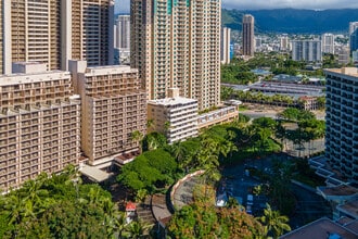 252 Paoa Place in Honolulu, HI - Building Photo - Building Photo