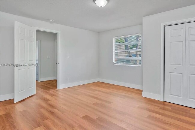 5311 NE 10th Ave in Pompano Beach, FL - Building Photo - Building Photo
