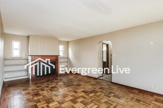 4616 Redwood Dr in Fairfield, OH - Building Photo - Building Photo