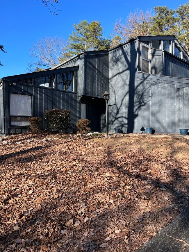 property at 3645 Belmont Rd