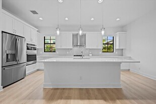 5324 Sagan Ln in Palm Beach Gardens, FL - Building Photo