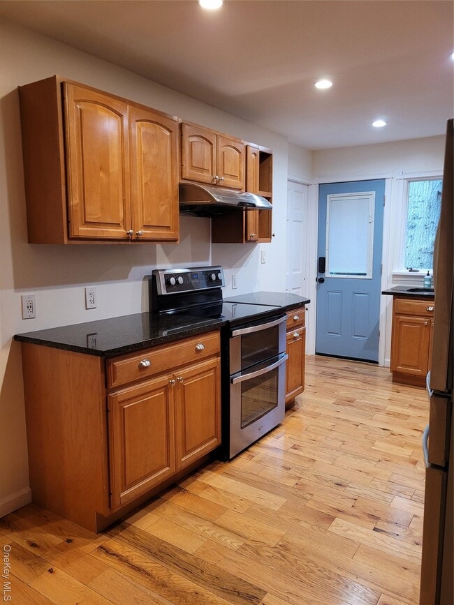 property at 31 Apricot Rd