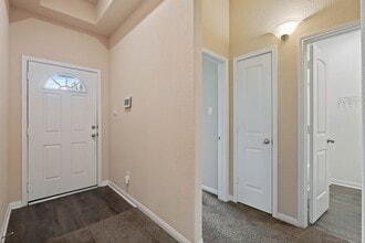 11053 Patriot Ct in Cleveland, TX - Building Photo - Building Photo