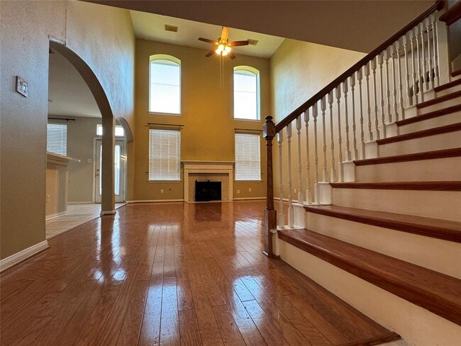 3335 Southdown Dr in Pearland, TX - Building Photo - Building Photo