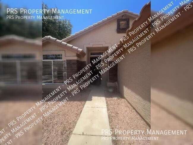 1041 E Silverwood Dr in Phoenix, AZ - Building Photo - Building Photo