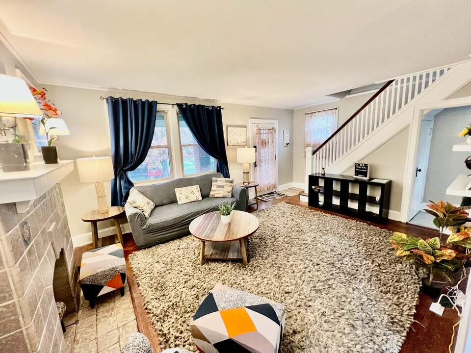 1116 Coronado Ave in Cincinnati, OH - Foto de edificio