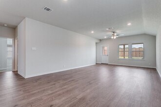 21042 Gravel Keep in San Antonio, TX - Foto de edificio - Building Photo