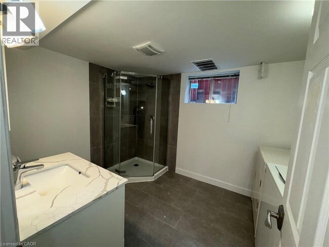 81 Summerlea Dr in Hamilton, ON - Building Photo - Building Photo