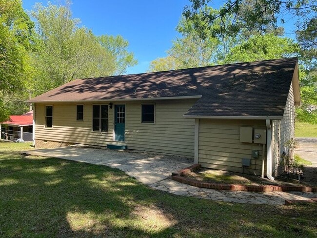 1605 Owls Nest Rd in Sanford, NC - Building Photo - Building Photo