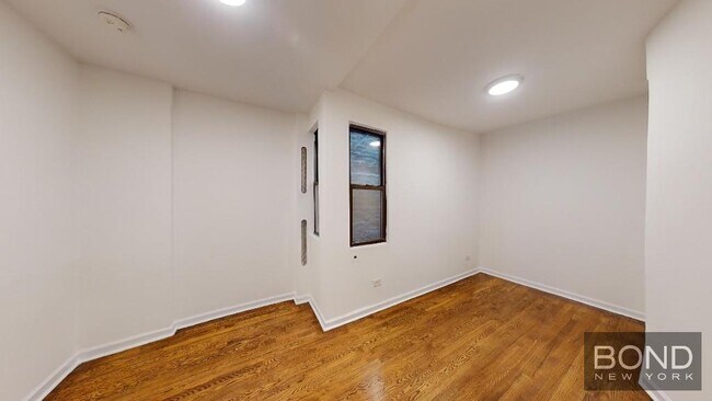222 E 89th St in New York, NY - Building Photo - Building Photo