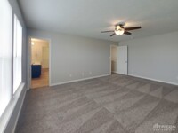 818 Westpointe Dr photo'