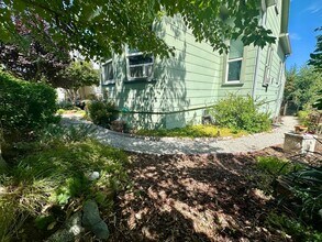 140 Conaway Ave in Grass Valley, CA - Building Photo - Building Photo