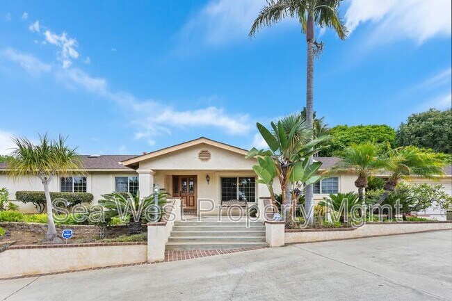 4000 James Dr in Carlsbad, CA - Building Photo - Building Photo
