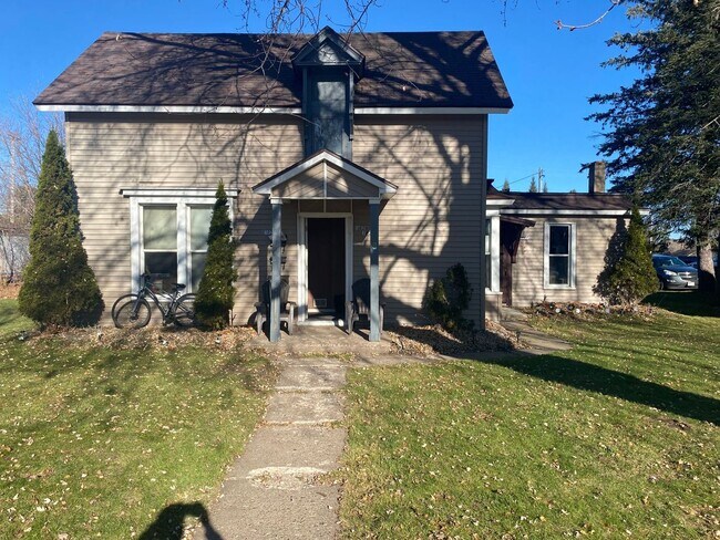 property at 1026-1028 5th Ave