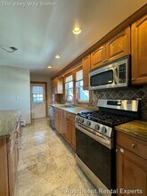 14 Melville Rd in Somerville, MA - Building Photo - Building Photo