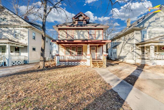 339 N Holyoke Pl in Wichita, KS - Building Photo