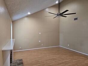 12243 Fetlock Dr in Houston, TX - Building Photo - Building Photo