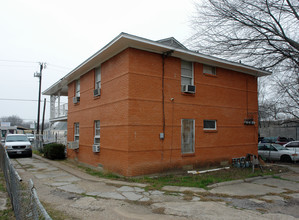 1918 S Beckley Ave in Dallas, TX - Building Photo - Building Photo