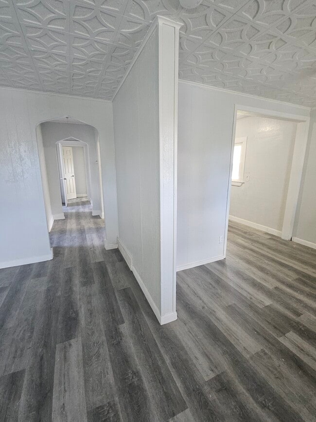 property at 2231 Falls St