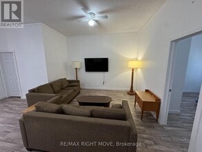 4337 Burnside Line in Orillia, ON - Building Photo - Building Photo