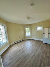 46 E Market St in Red Hook, NY - Building Photo - Building Photo